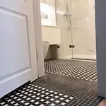 Chic & Elegant Victus By Renters